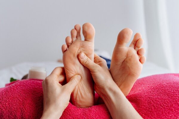 CURSO INTEGRAL DE REFLEXOLOGÍA PODAL Y MASAJE METAMÓRFICO - ONLINE