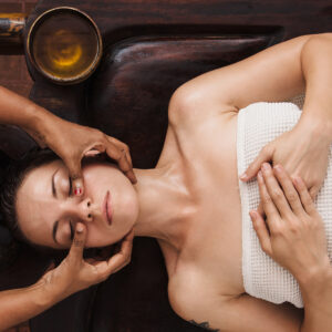 MASAJE AYURVEDA TRADICIONAL 100% ONLINE. TECNICA ABHYANGA-ONLINE